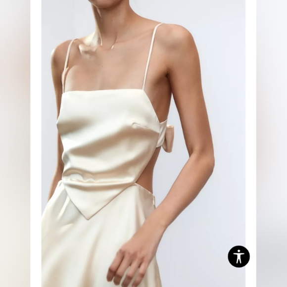 Zara Satin Wrap Dress - Picture 3 of 7